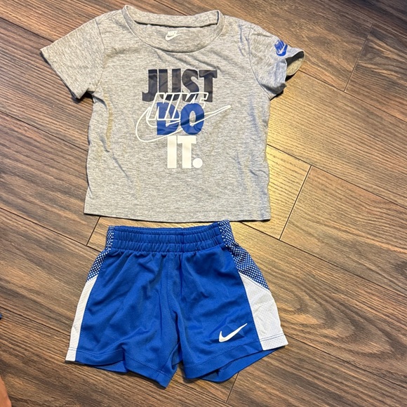 Nike Gray and Blue Kids T-Shirt and Shorts Set - Picture 2 of 4